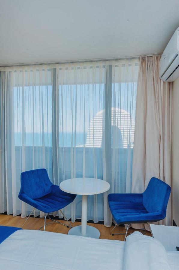 Aparthotel ~ Orbi City ~ Batumi Kültér fotó